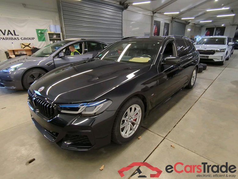 Baureihe 5 Touring 530 i xDrive M Sport 2.0 180KW AT8 E6d #1