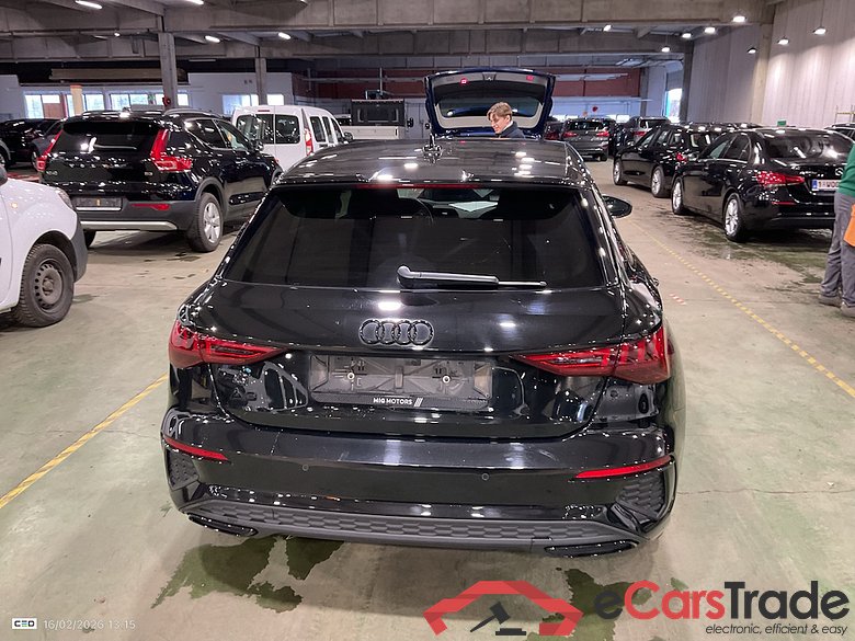 AUDI A3 SPORTBACK 1.4 45 TFSI E S TR. COMPETITION SPORTB. #5