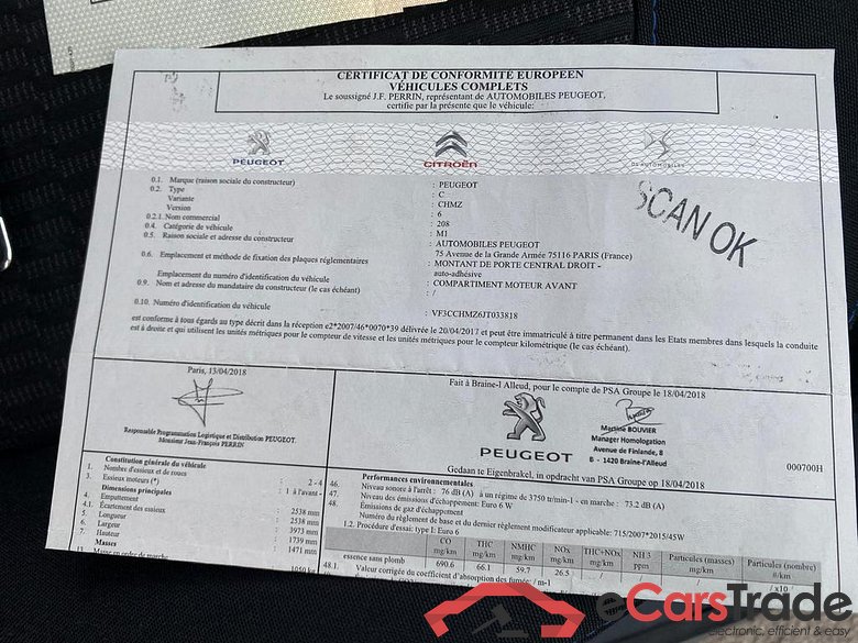 PEUGEOT 208 1.2i PureTech Style #6