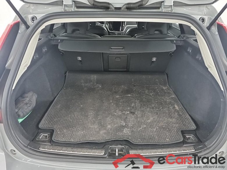 VOLVO V60 B3 Automaat Essential Edition 5D 120kW #5