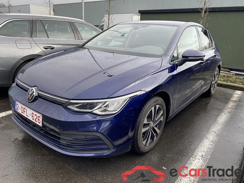 VOLKSWAGEN Golf VIII Golf 1.5 eTSI Life