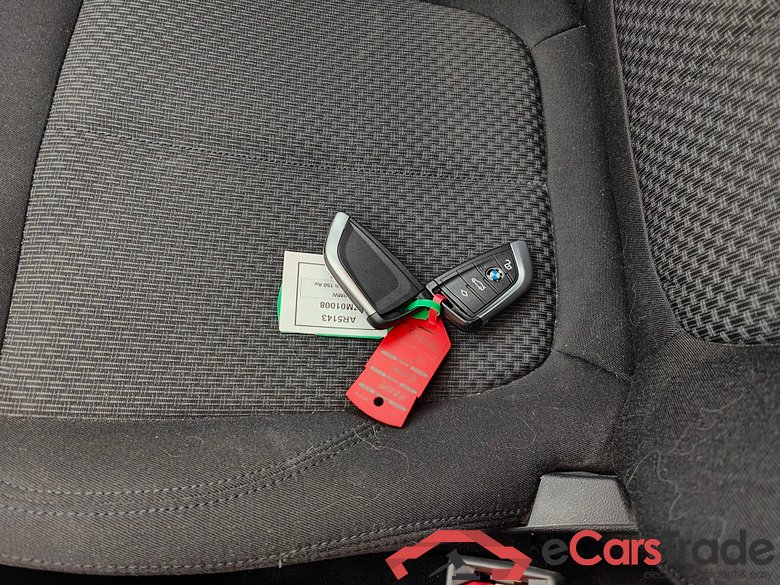 BMW 1 HATCH DIESEL - 2019 118 dA 150hp (EU6AP) 5d #4