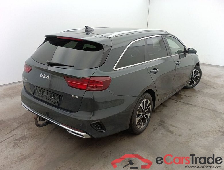 KIA cee'd Sportswagon Business Line 1.6 GDi PHEV DCT 5d #2