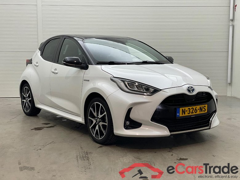 TOYOTA Yaris 1.5 Hybrid Launch Edition #2
