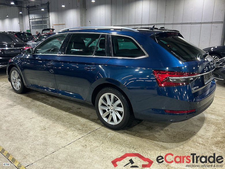 SKODA SUPERB COMBI DIESEL - 2019 2.0 CR TDi Style #3