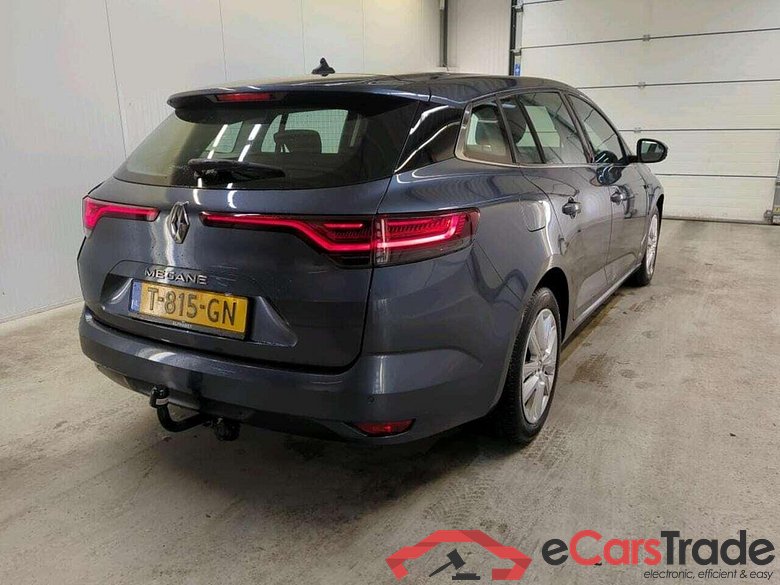 RENAULT Mégane Estate 1.3 TCe140 Equilibre #2