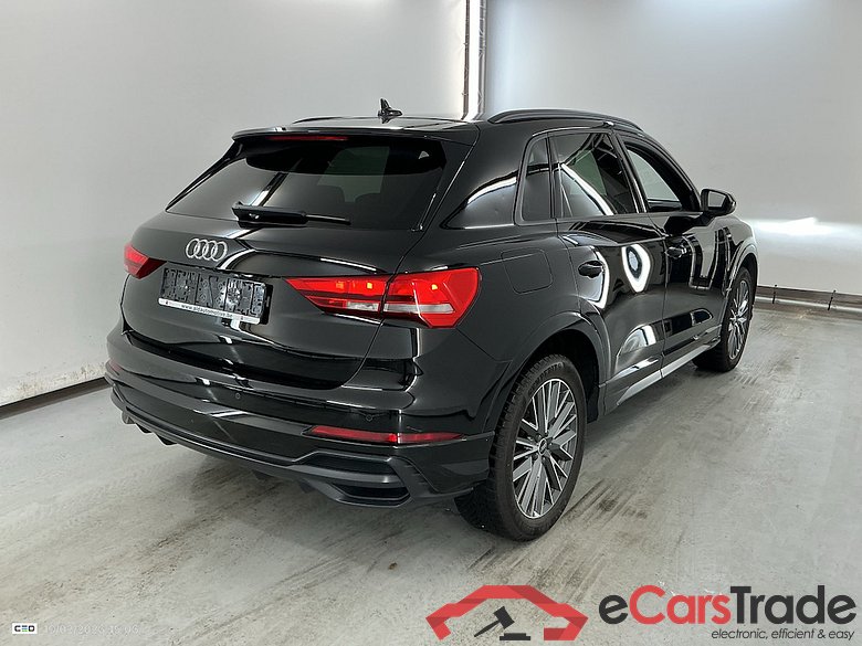 AUDI Q3 1.4 45 TFSI E S TRONIC S LINE #4