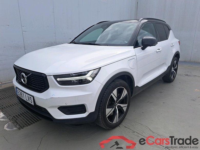 VOLVO XC40 / 2017 / 5P / todoterreno 1.5 T4 Twin Recharge R-Design Auto