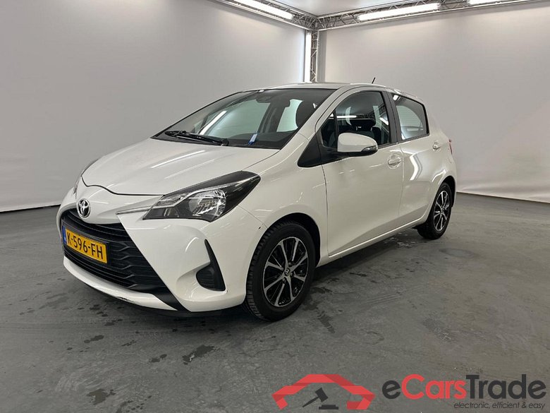 TOYOTA YARIS 1.0 VVT-i Connect #1