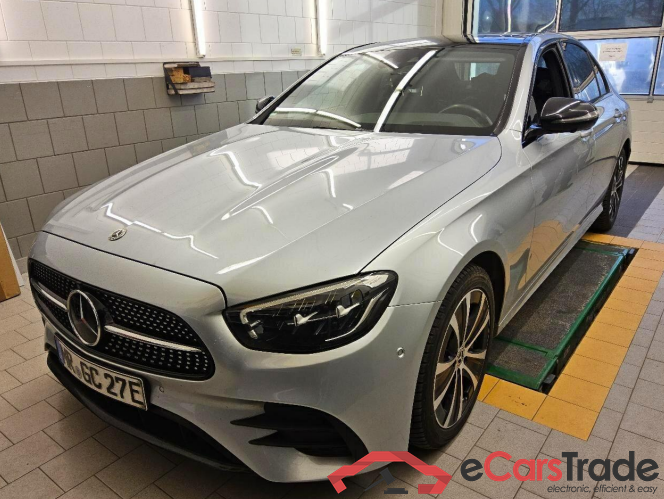 E -Klasse Lim. E 300 de (213.016)AMG 2.0 AMG Line 225KW AT9 E6d