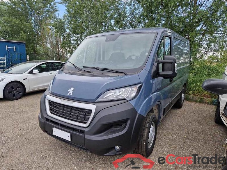 PEUGEOT BOXER / 2014 / 4P / FURGONE 330 L1H1 2.2 BLUEHDI 120CV SeS #2