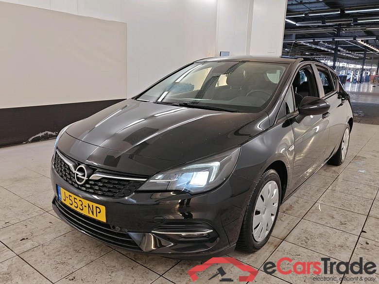 Opel Astra 1.2 turbo 81kW Business Executive 5d #1