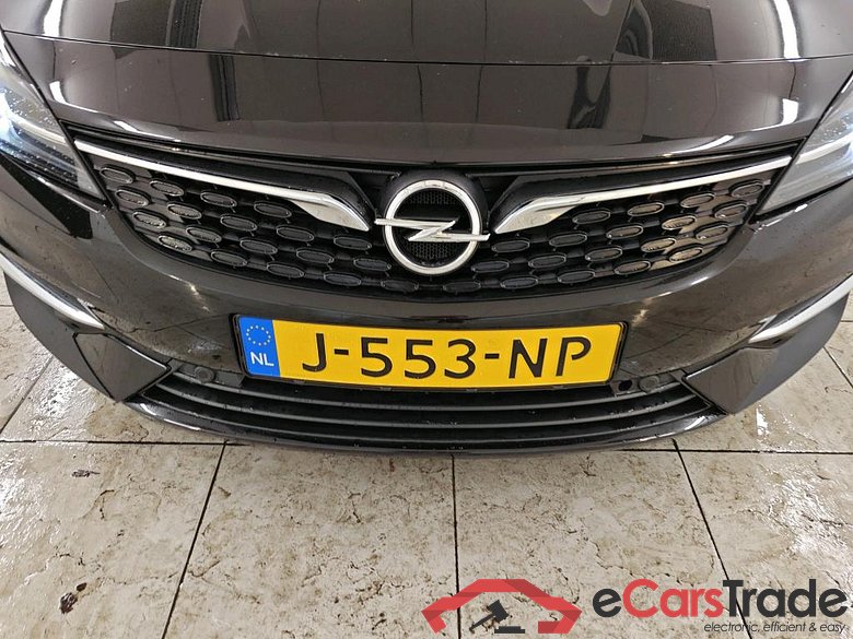 Opel Astra 1.2 turbo 81kW Business Executive 5d #5