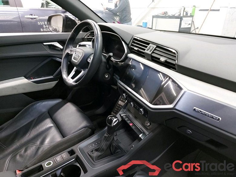 AUDI - AUD Q3 SB 40 TDI quattro S S line 190PK AUT Pack Premium & S Line Interior with Pano Roof #3