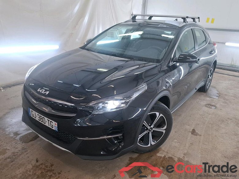 KIA XCeed / 2019 / 5P / Crossover 1.6 GDI ISG ISG PHEV ACTIVE BUS DCT6 #1