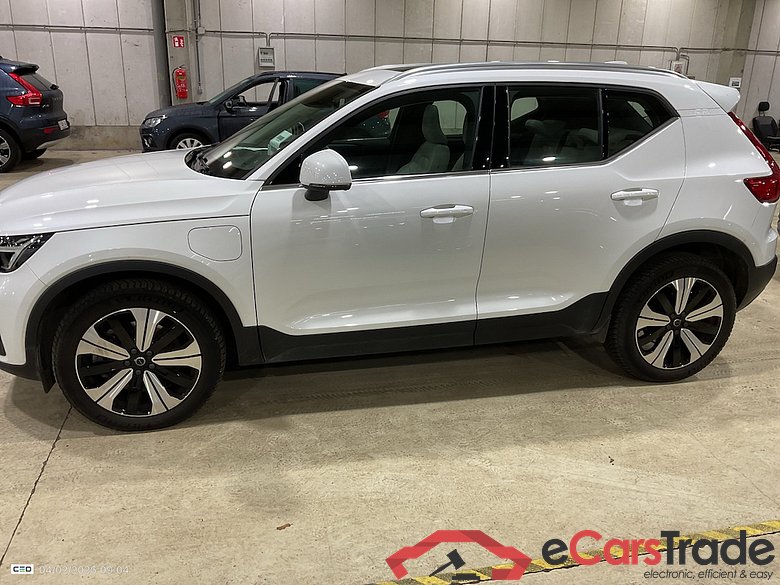 VOLVO XC40 1.5 T4 PHEV ULTIMATE BRIGHT DESIGN DCT #3