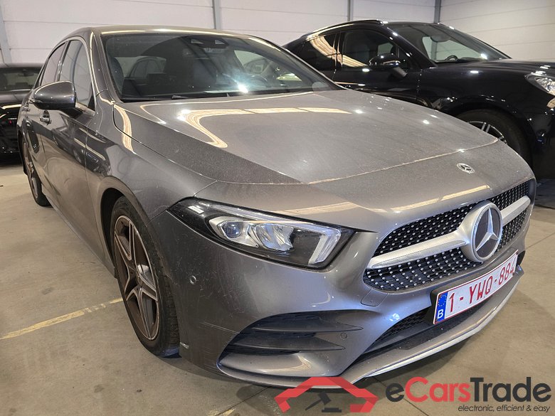 Mercedes A 180 AMG LED-Xenon Widescreen Ambient Navi 1/2 Sport-Leather-Alcantara KeylessGo Camera Klima PDC ... #2