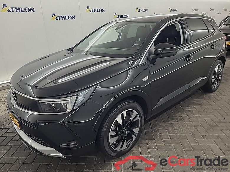 OPEL Grandland 1.6 Turbo 168kW Hybrid Bus. Eleg. Auto 5D