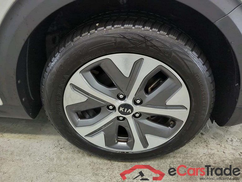 KIA e-Niro ExecutiveLine 64 kWh #4