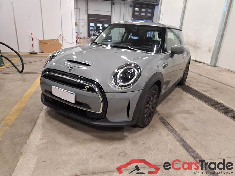 MINI MINI / 2021 / 3P / BERLINA COOPER SE CLASSIC