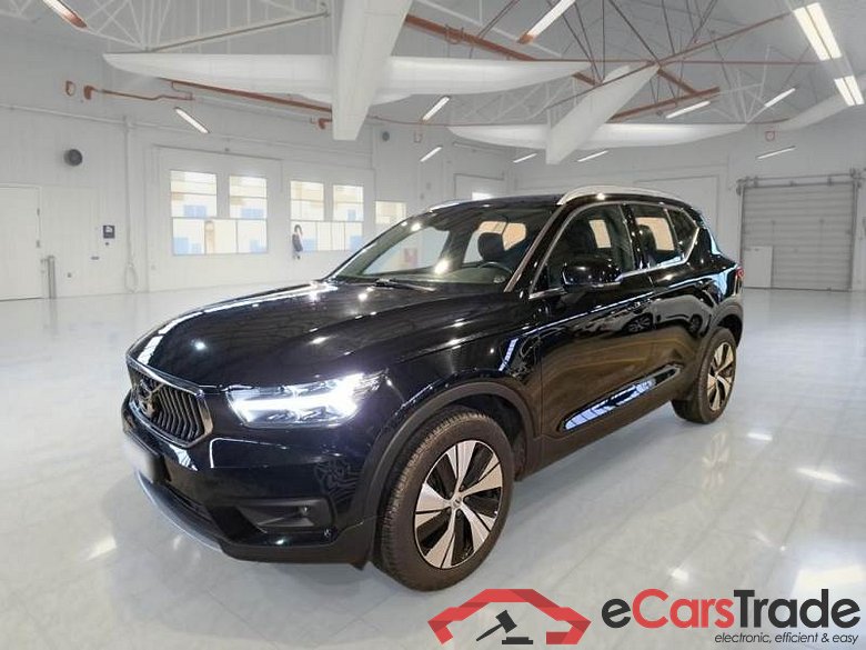 VOLVO XC40 / 2017 / 5P / SUV T5 PLUG-IN HYBRID AUTO RECH INSCRIP EXPR
