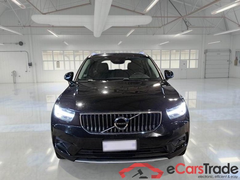 VOLVO XC40 / 2017 / 5P / SUV T5 PLUG-IN HYBRID AUTO RECH INSCRIP EXPR #6