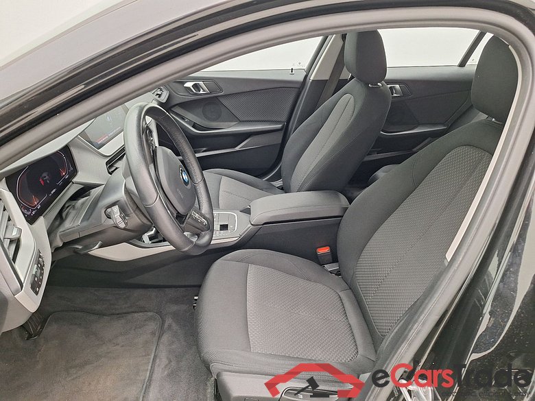 BMW, 1-serie '19, BMW 1 Reeks Hatch 118iA (100 kW) 5d #3