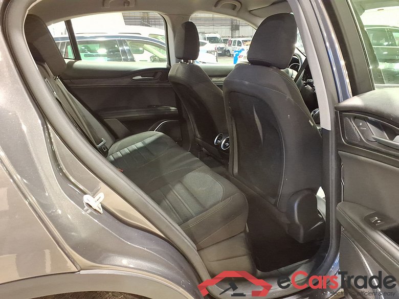 ALFA ROMEO STELVIO DIESEL - 2020 2.2 MJD Super #5