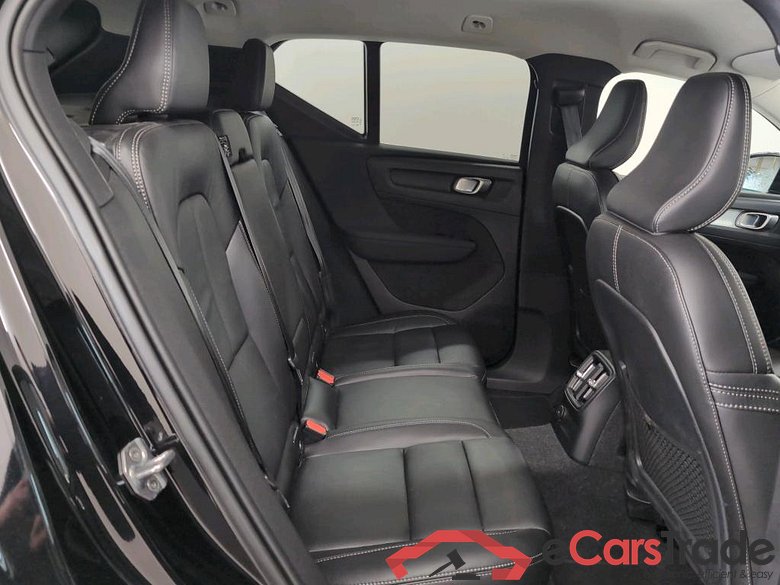 VOLVO XC40 1.5 T4 RECHARGE GEARTR. INSCRIPTION EXPR #6