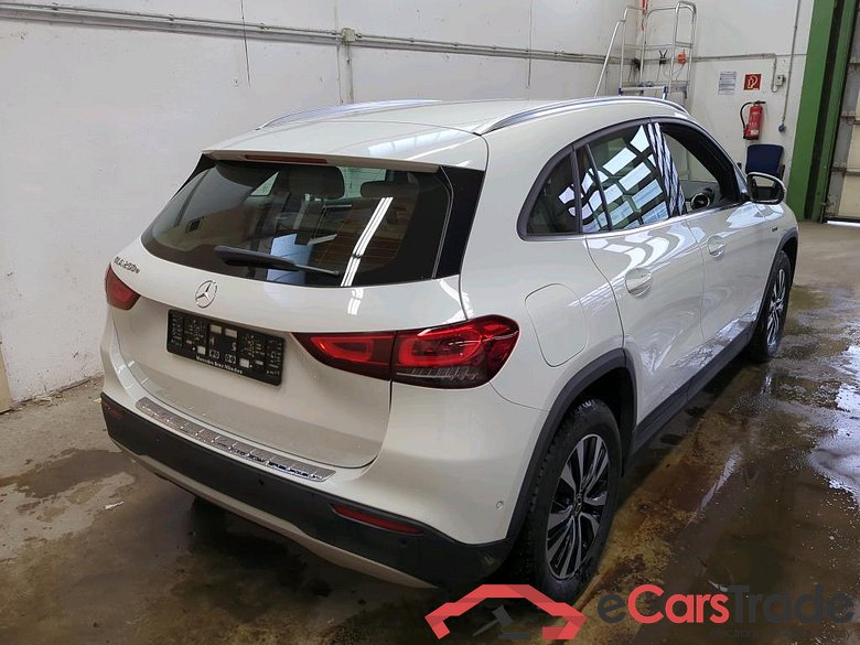 GLA -Klasse GLA 250 e (247.786) 1.3 160KW AT8 E6d #2