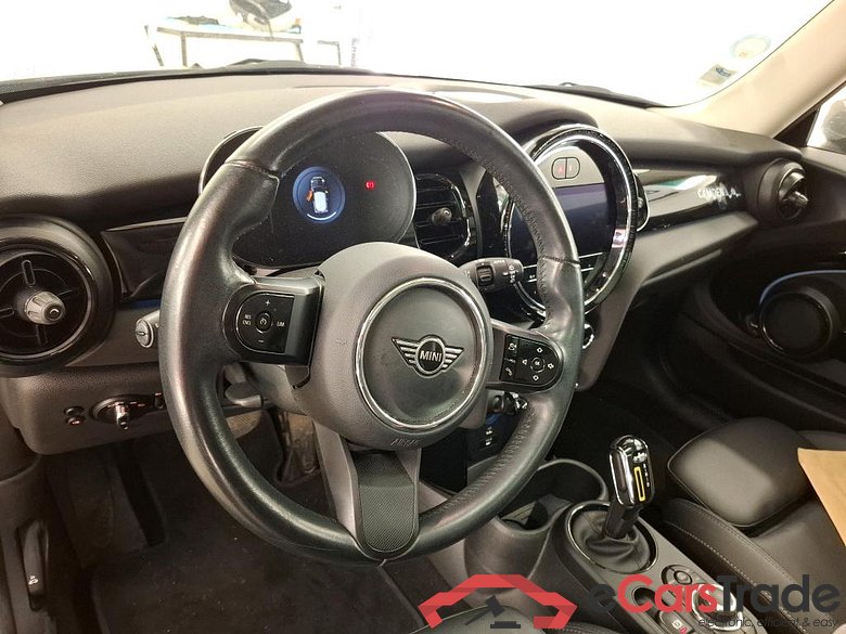 MINI Mini / 2021 / 3P / Berline Cooper SE Edition Camden 184 ch BVA #6