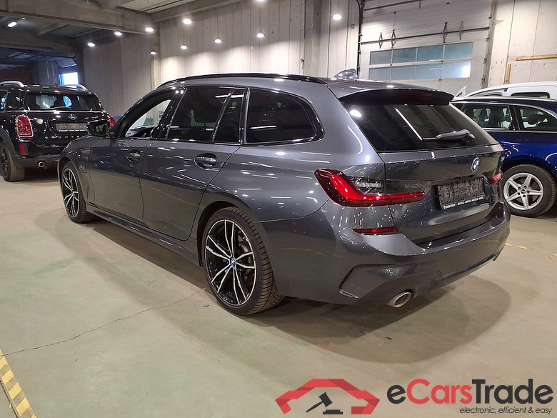 BMW 3 SERIES TOURING 2.0 330E (215KW) TOURING #2