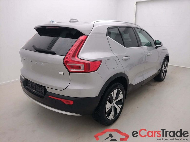 VOLVO XC40 1.5 T4 RECHARGE #2