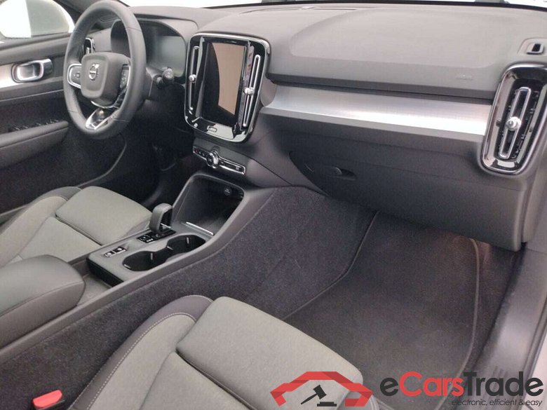 VOLVO XC40 1.5 T4 RECHARGE #3