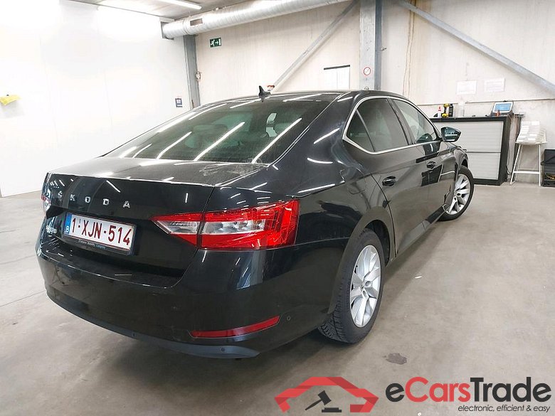 SKODA - SKO SUPERB CRTDI 150PK Style Pack Premium II & Corporate Plus & Canton Sound & Pano Roof #2