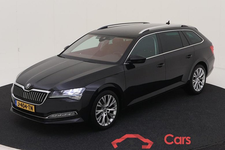 SKODA Superb Combi 110 kW #1