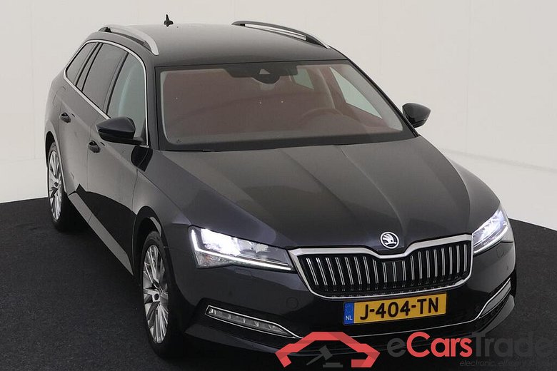 SKODA Superb Combi 110 kW #4