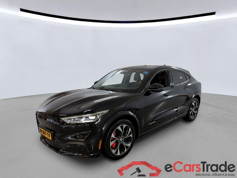 FORD Mustang Mach-E 198 kW #1