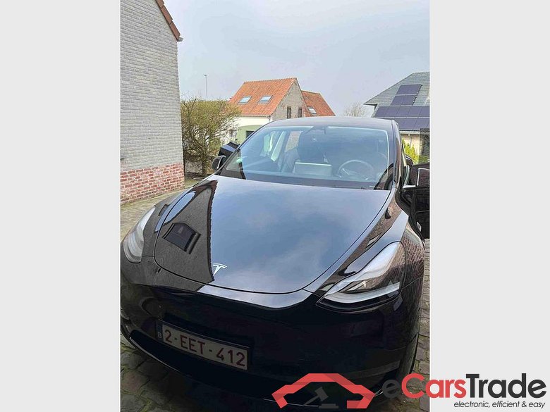 TESLA Model Y 72.5 kWh Dual Motor Performance (377 kW)