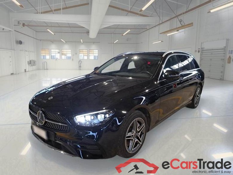 MERCEDES-BENZ CLASSE E / 2016 / 5P / STATION WAGON E300 DE AUTO EQ-POWER PREMIUM PLUS