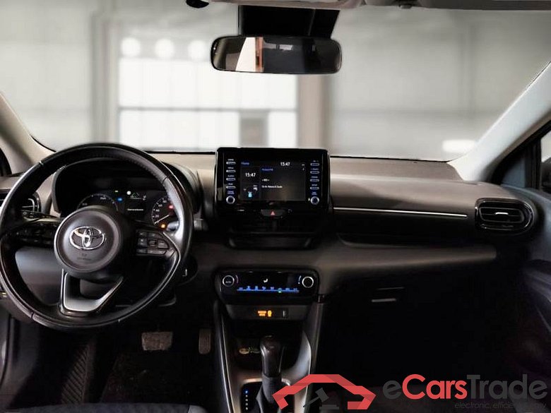 TOYOTA YARIS / 2020 / 5P / BERLINA HYBRID BUSINESS MY20 #3