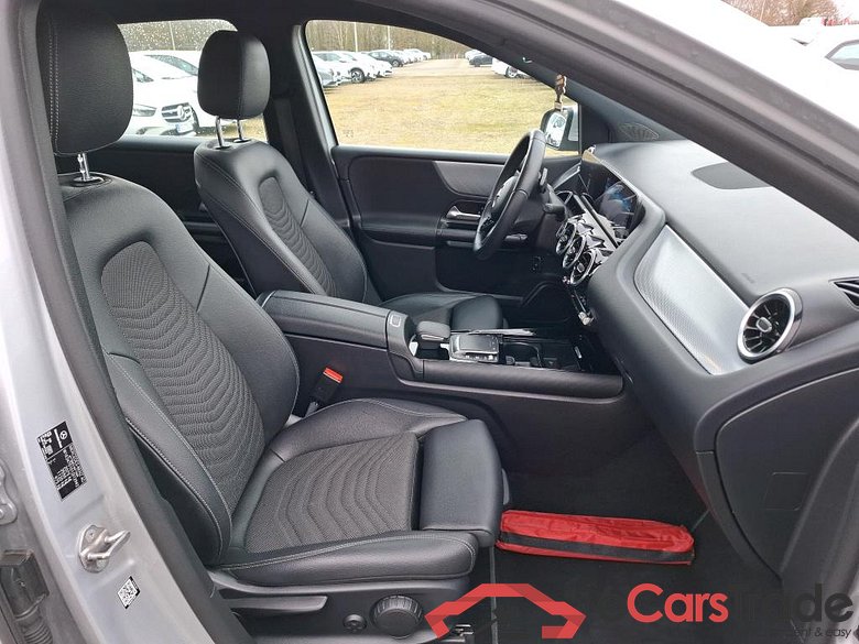 MERCEDES-BENZ Classe B / 2019 / 5P / monospace B 180 d Business Line Edition BA8 #6
