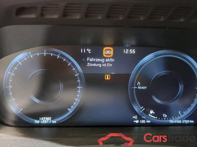 XC90 R Design Expression Recharge Plug-In Hybrid AWD 2.0 T8 Twin Engine 288KW AT8 7 Sitzer E6d #5