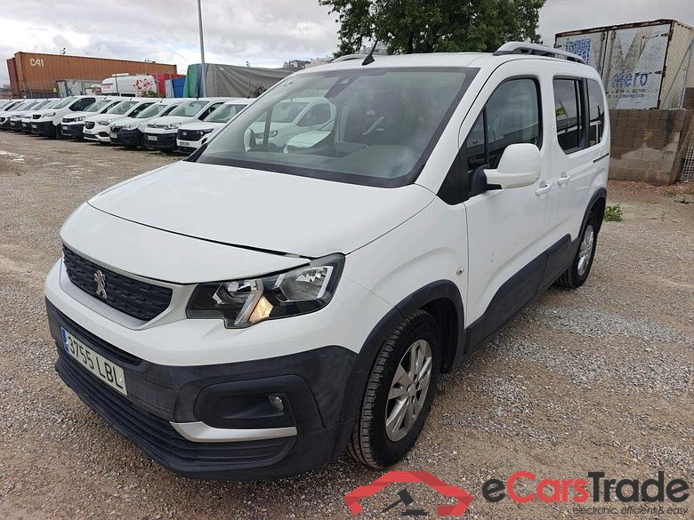 PEUGEOT Rifter / 2018 / 5P / monovolumen compacto Active Nav+ Standard BlueHDi 73kW