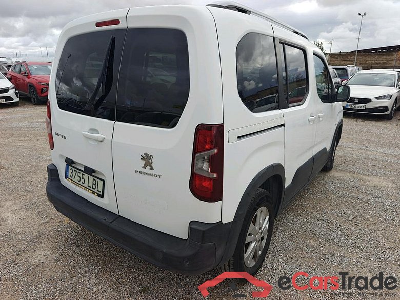 PEUGEOT Rifter / 2018 / 5P / monovolumen compacto Active Nav+ Standard BlueHDi 73kW #2