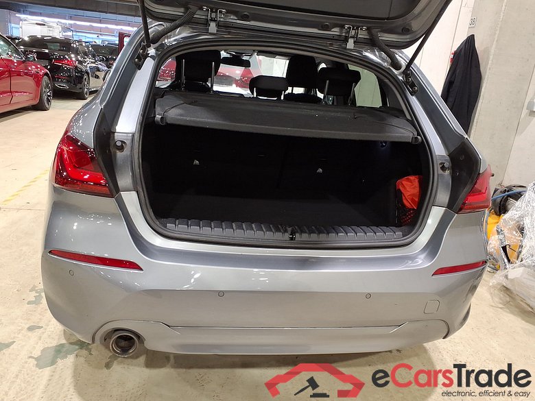 BMW 1 SERIES HATCH 1.5 116D (85KW) #3