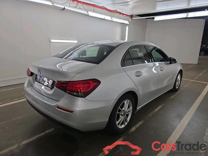 Mercedes A-Klasse Limousine A-Klasse Limousine A 180 d DCT Business Solution 85kW/116pk  4D/P Auto-7 #4