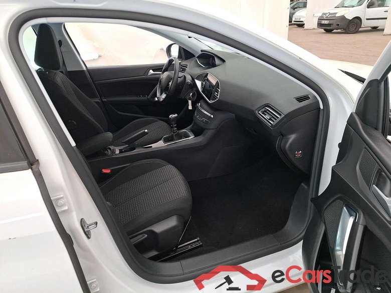 PEUGEOT 308 / 2017 / 5P / Berline Puretech 110 S&S Active Business #6