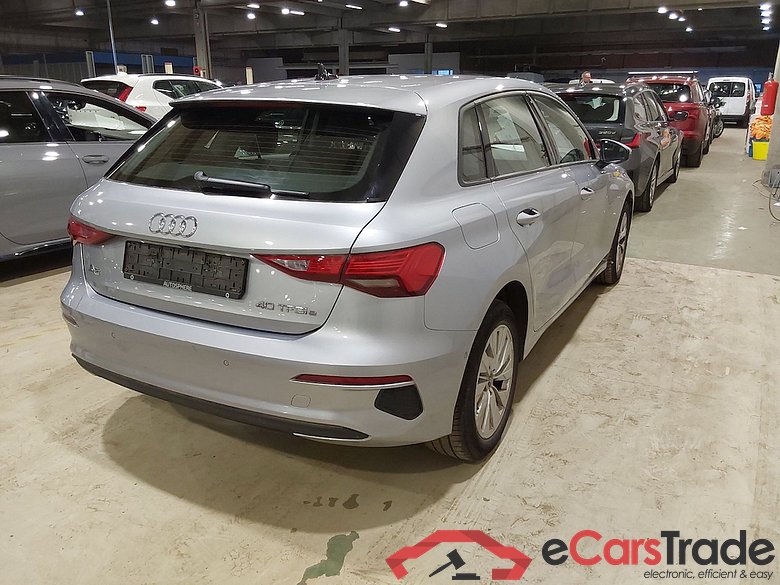 AUDI A3 SPORTBACK 1.4 40 TFSI E S TRONIC SPORTB ATTRACTION #4