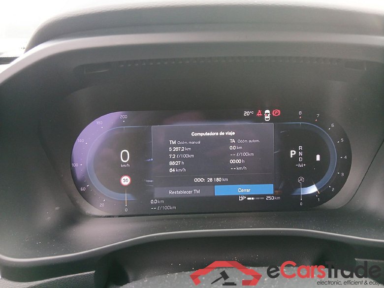 VOLVO XC40 / 2021 / 5P / todoterreno 2.0 B3 G Plus Dark Auto #4